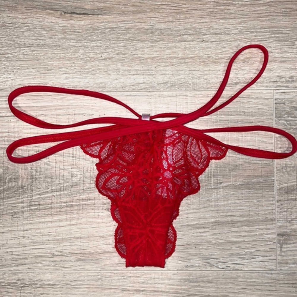 Victoria’s Secret PINK red Lacey strappy red panty